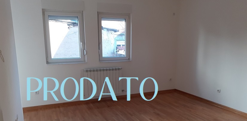 Prodato,  Vracar, Cerska 39 m2, I sprat 1.5